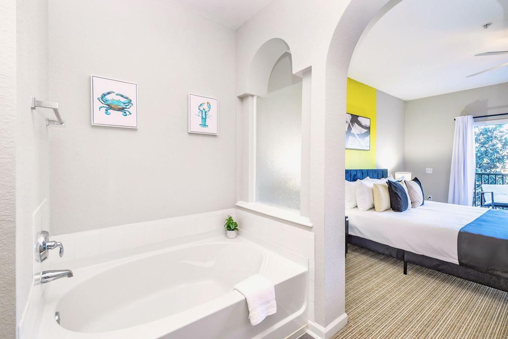 Bright & Modern 2Br Condo With Pool & Hot Tub, Near Disney! Орландо Экстерьер фото