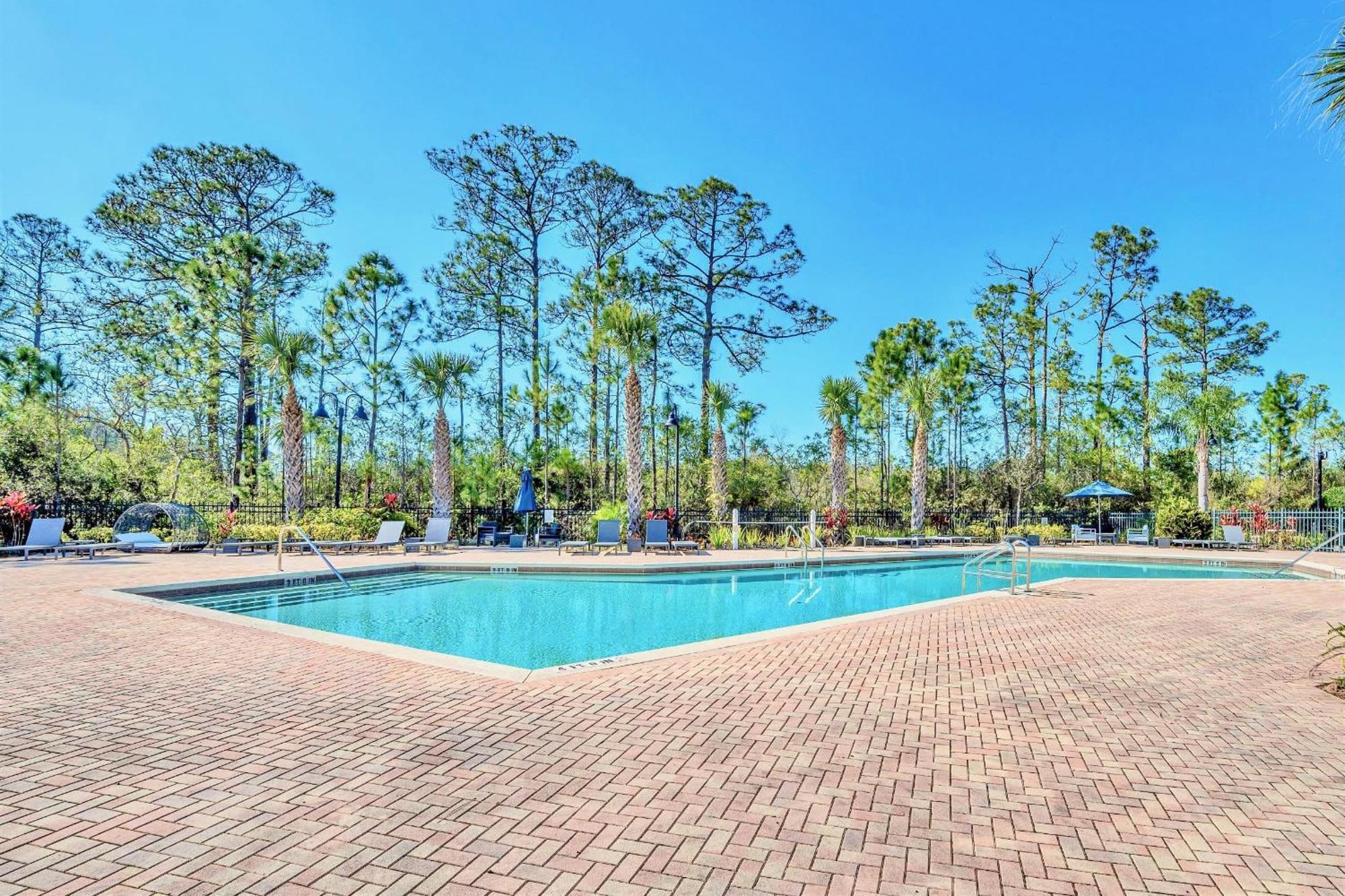 Bright & Modern 2Br Condo With Pool & Hot Tub, Near Disney! Орландо Экстерьер фото